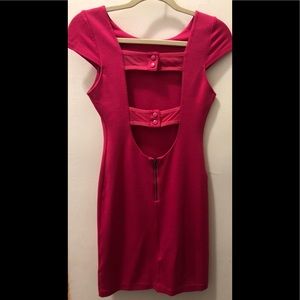 Alice and Olivia pink knit dress